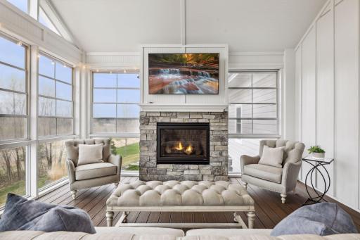 7624 Glen Alcove, Woodbury, MN 55129