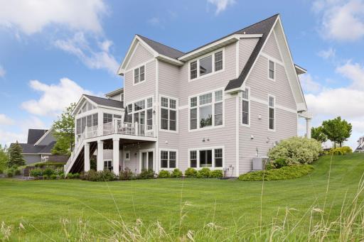 7624 Glen Alcove, Woodbury, MN 55129