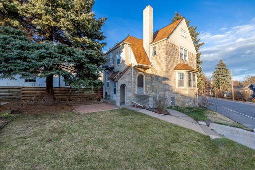 2500 Garfield Street NE, Minneapolis, MN 55418