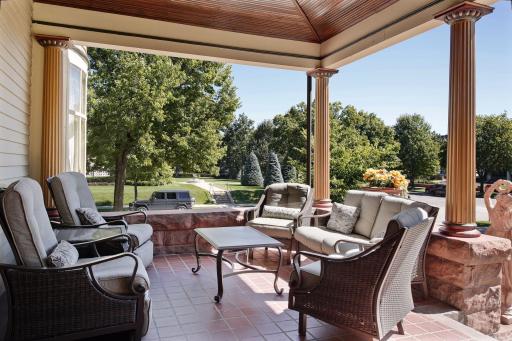 985 Summit Avenue, Saint Paul, MN 55105