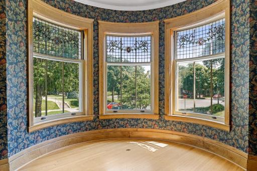 985 Summit Avenue, Saint Paul, MN 55105