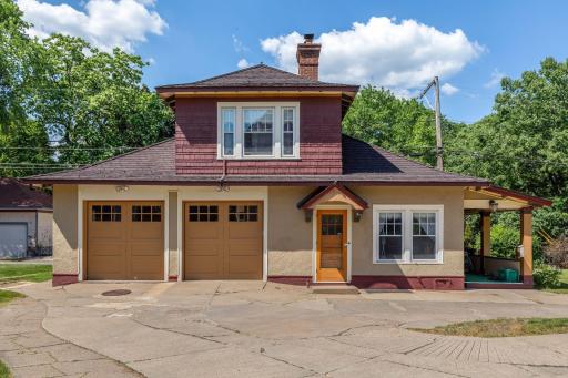 985 Summit Avenue, Saint Paul, MN 55105