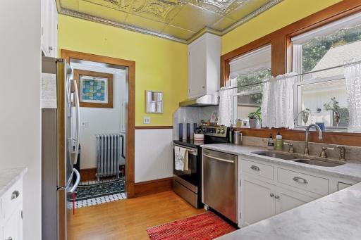 985 Summit Avenue, Saint Paul, MN 55105