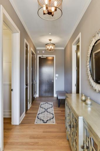 935 Lake Street E, 302, Wayzata, MN 55391