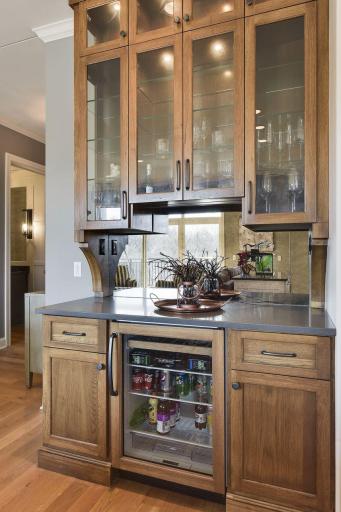 935 Lake Street E, 302, Wayzata, MN 55391