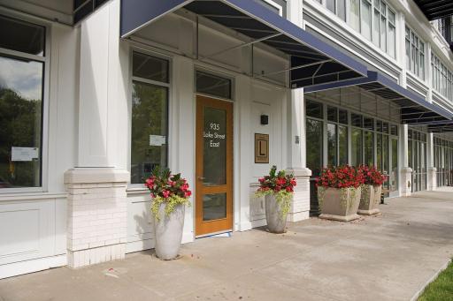 935 Lake Street E, 302, Wayzata, MN 55391
