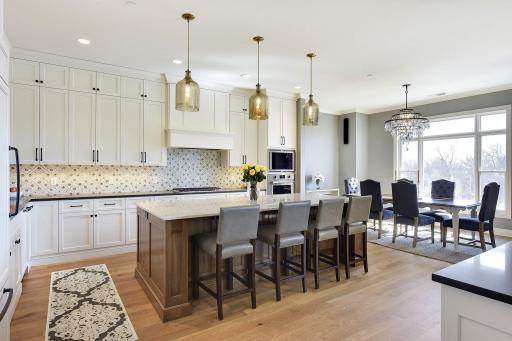 935 Lake Street E, 302, Wayzata, MN 55391