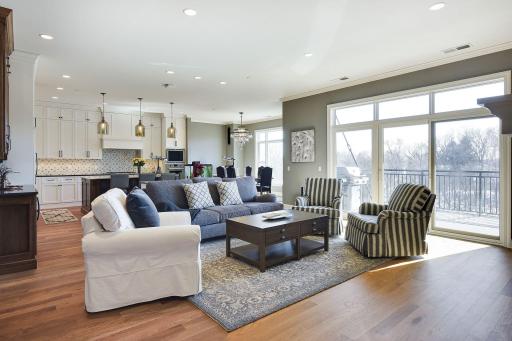 935 Lake Street E, 302, Wayzata, MN 55391