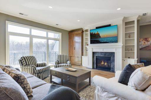 935 Lake Street E, 302, Wayzata, MN 55391