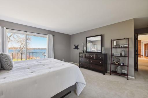 3790 Lone Cedar Lane, Chaska, MN 55318