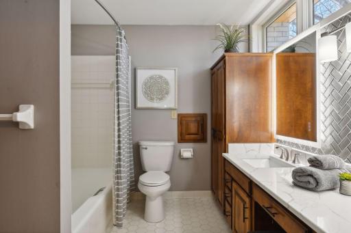 3790 Lone Cedar Lane, Chaska, MN 55318