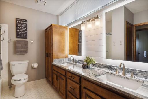 3790 Lone Cedar Lane, Chaska, MN 55318