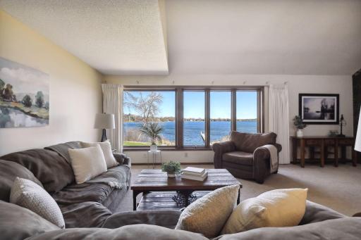 3790 Lone Cedar Lane, Chaska, MN 55318