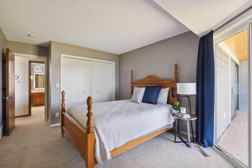 3790 Lone Cedar Lane, Chaska, MN 55318