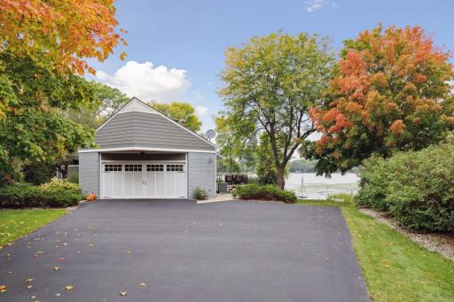 3790 Lone Cedar Lane, Chaska, MN 55318