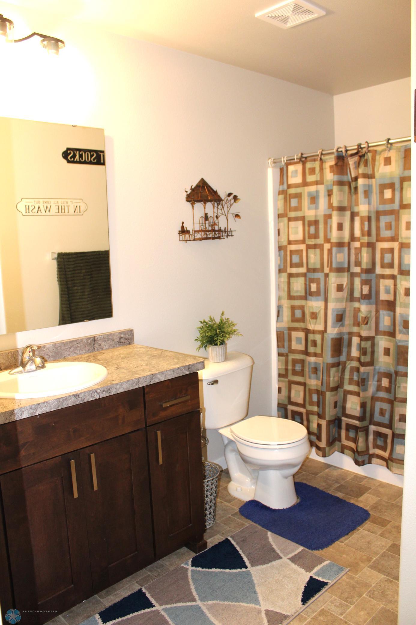Upper full bath