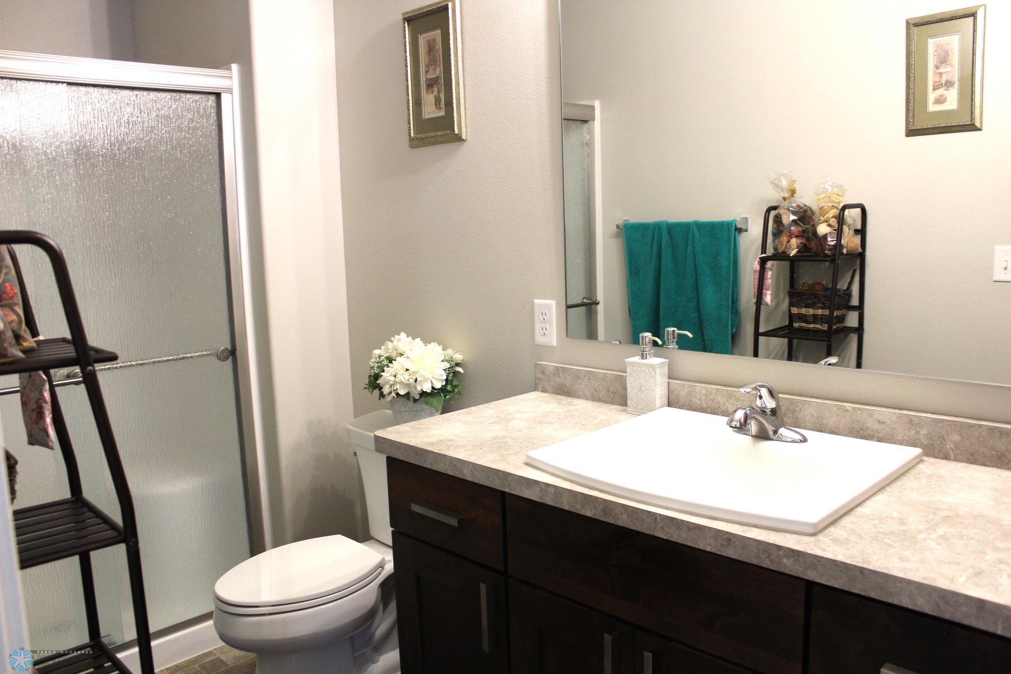 Primary 3/4 bath