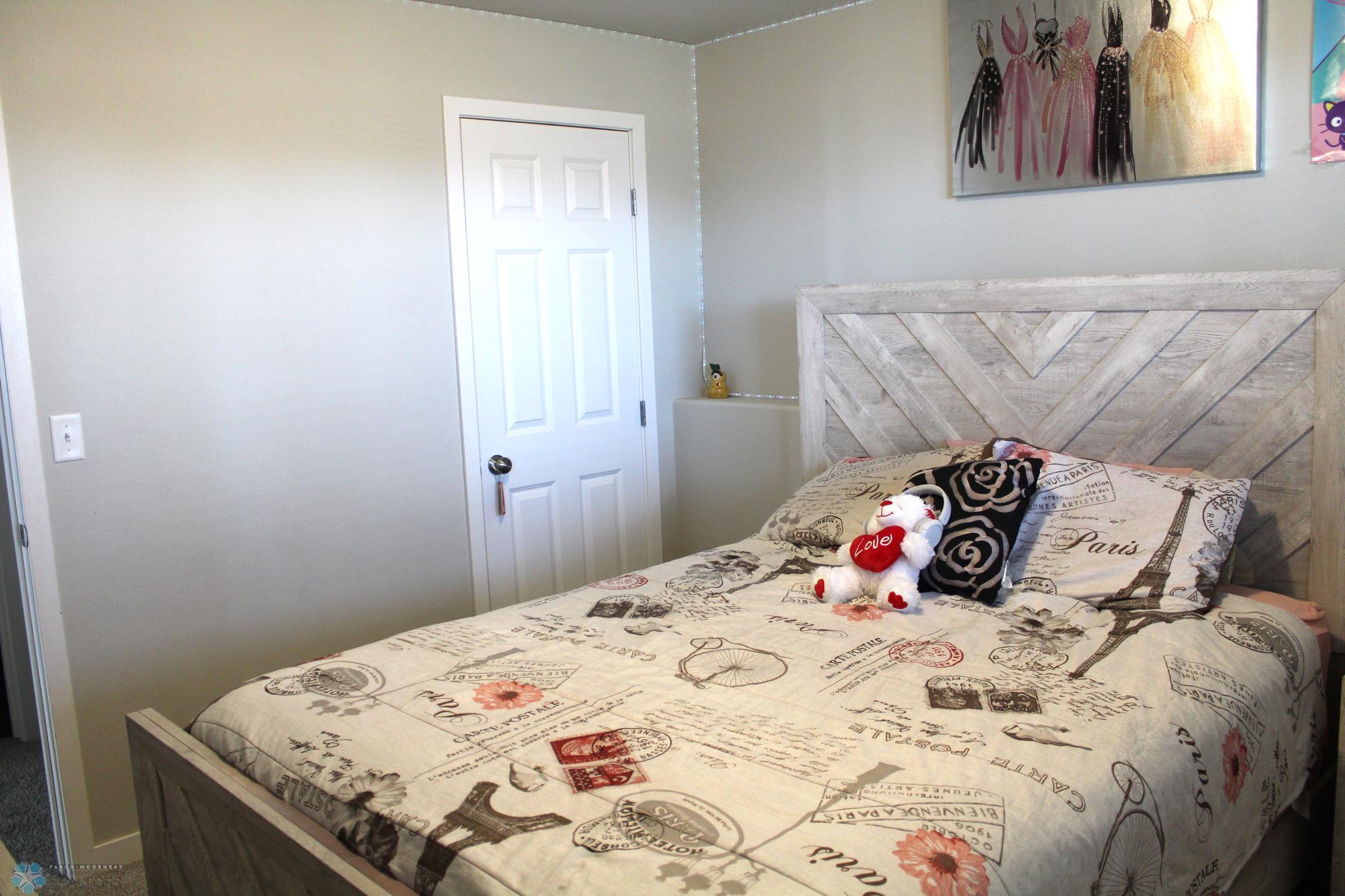 lower bedroom 1