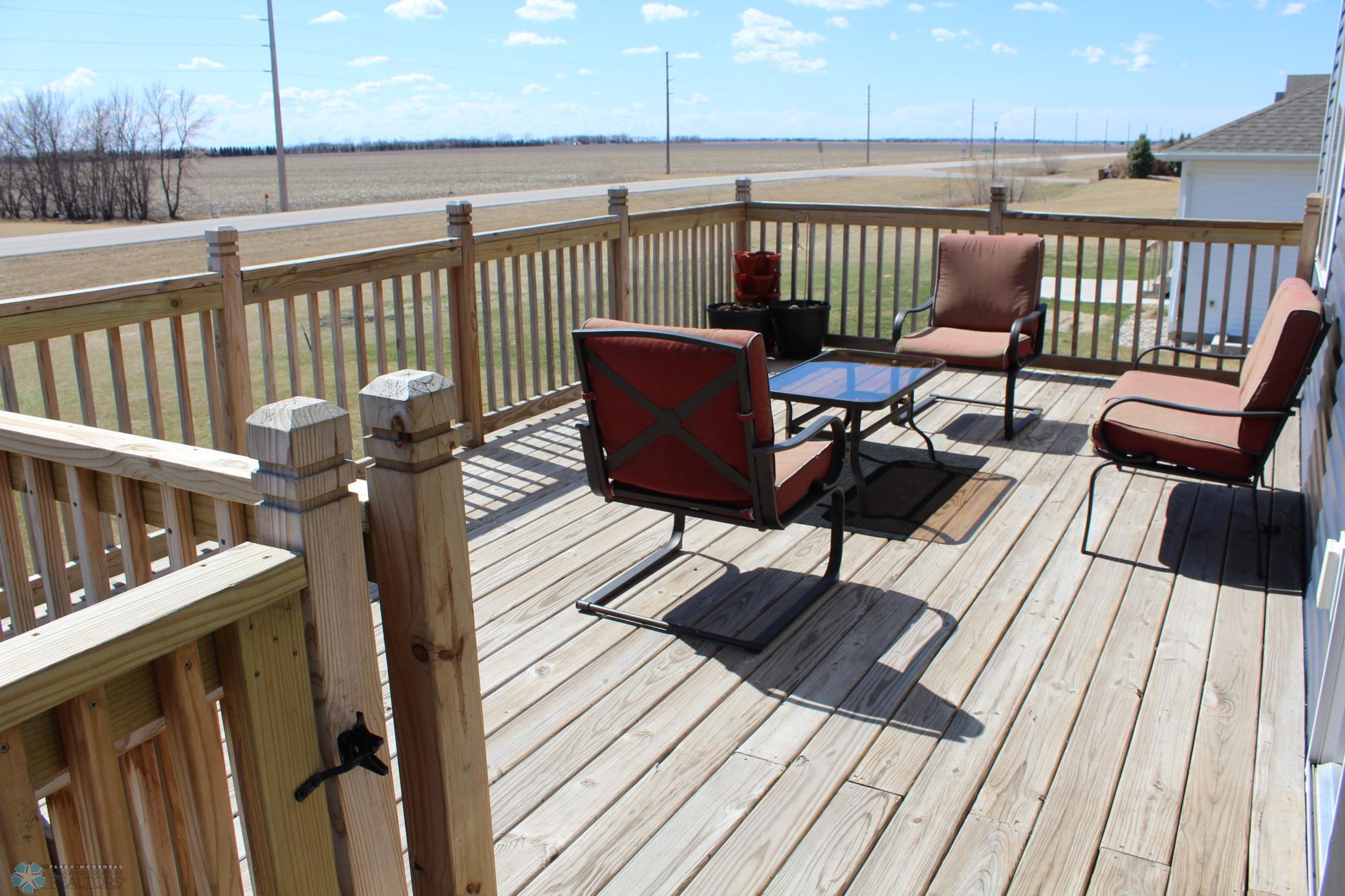 Large deck off the kitchen