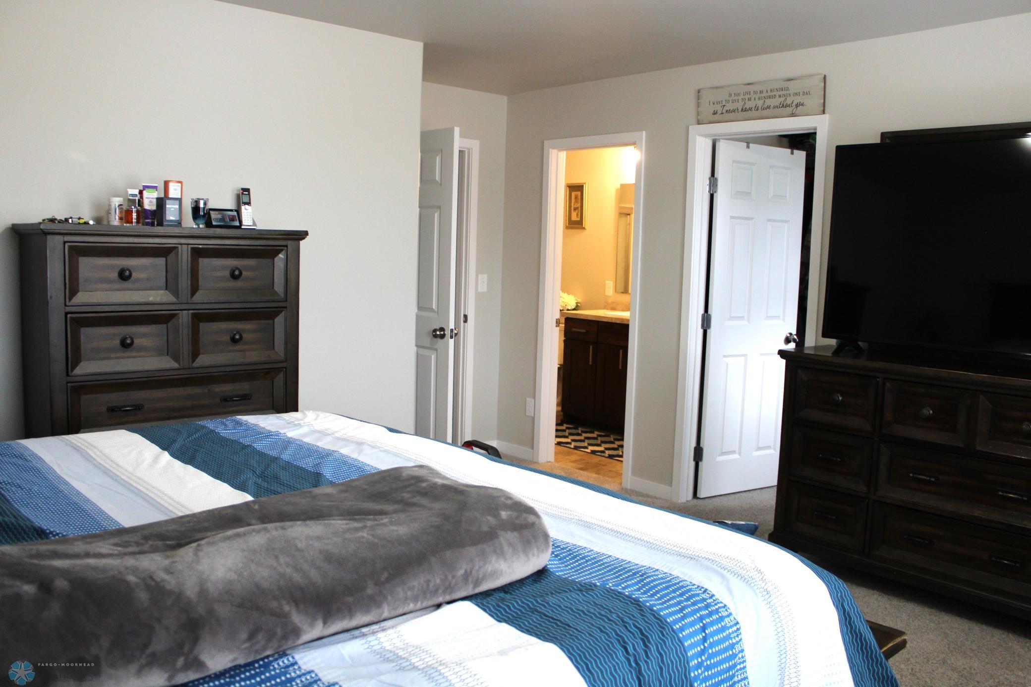 Primary suite