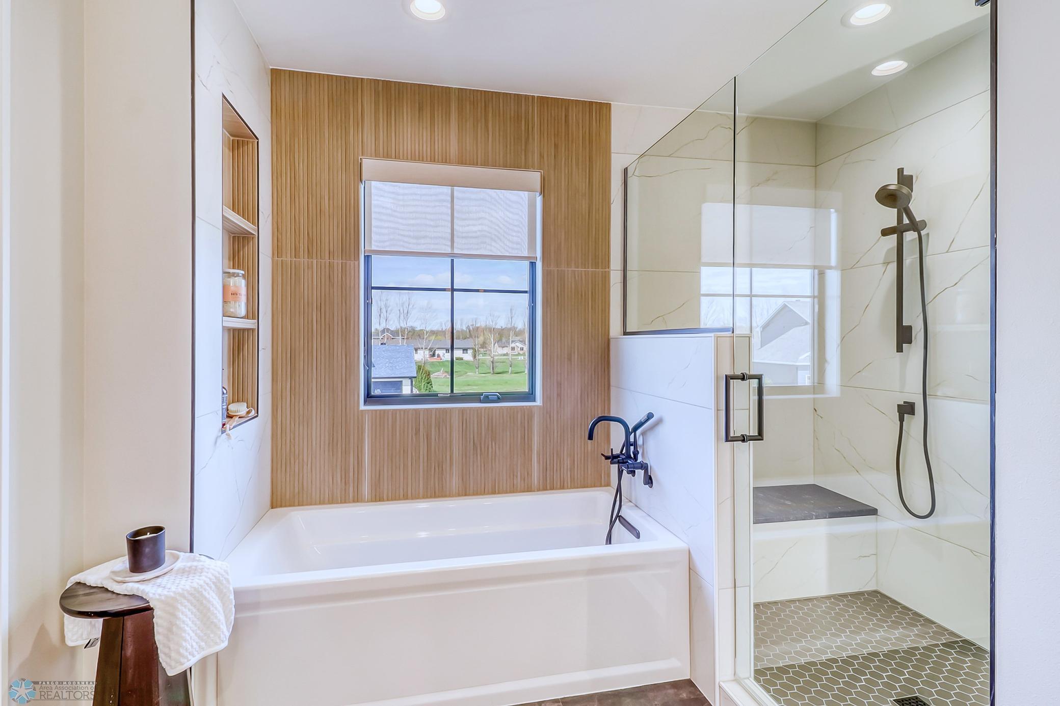 Primary Bathroom1_2.jpg