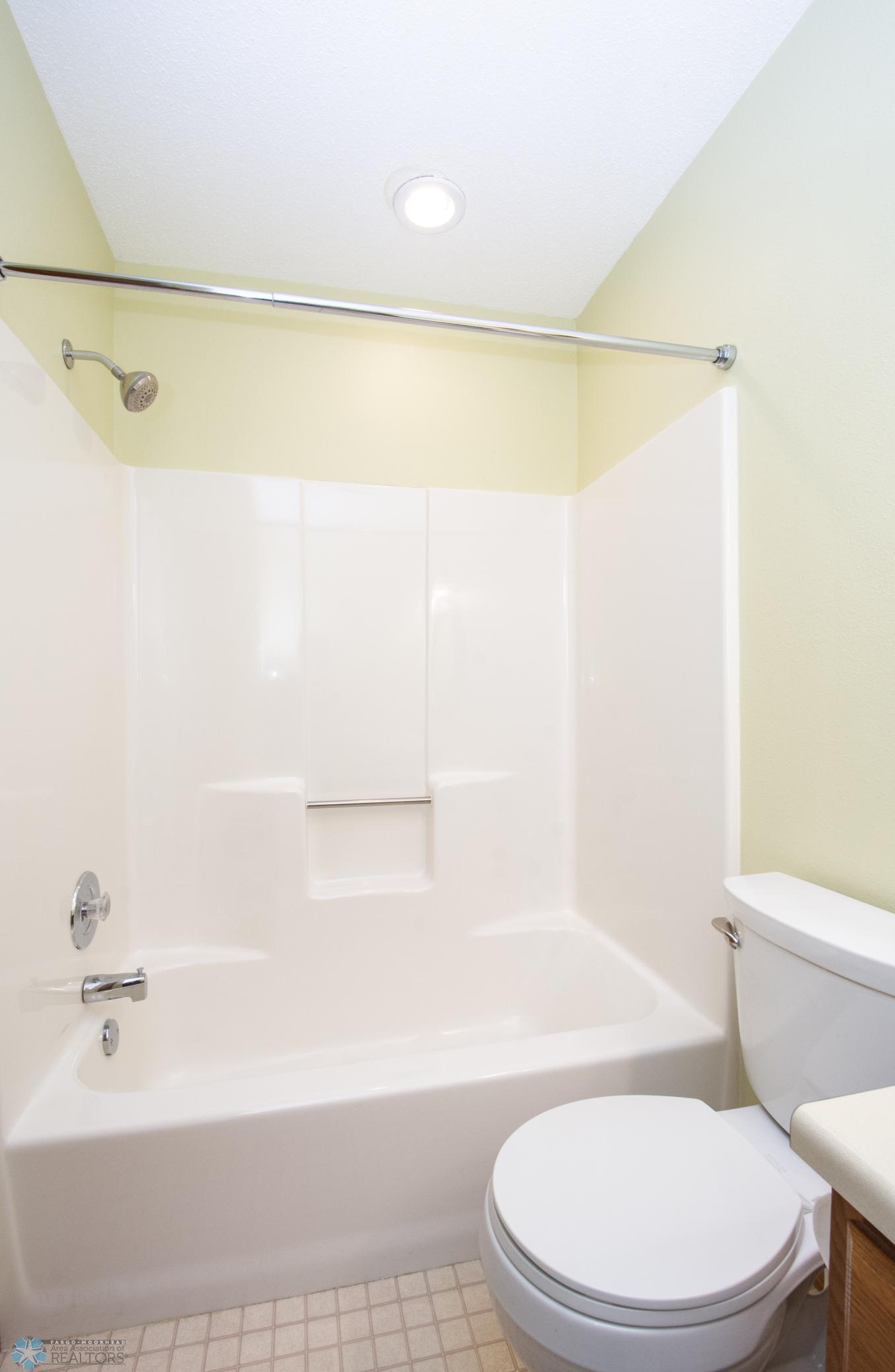 upper full bath