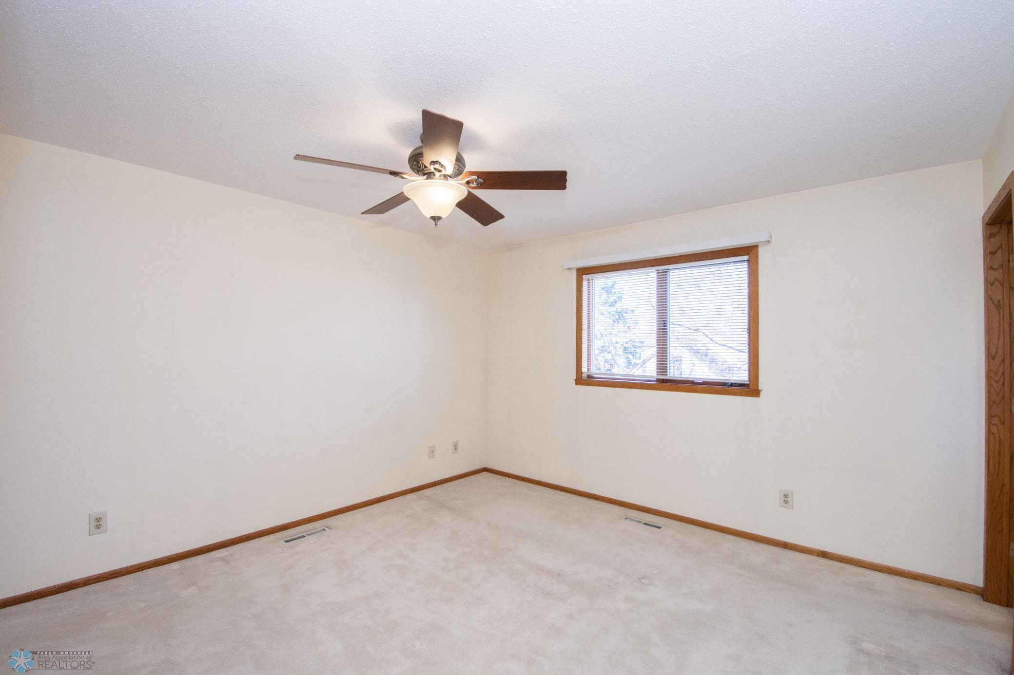 bedroom 1 on suite