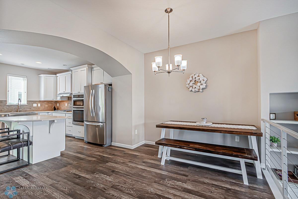 Dining_Room_1.jpg