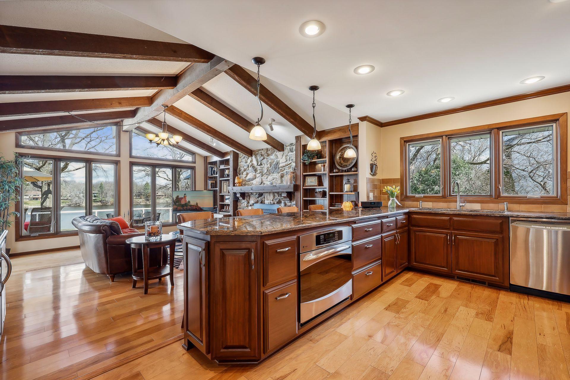 Vaulted ceilings, HWD floors, granite countertops. WOW!