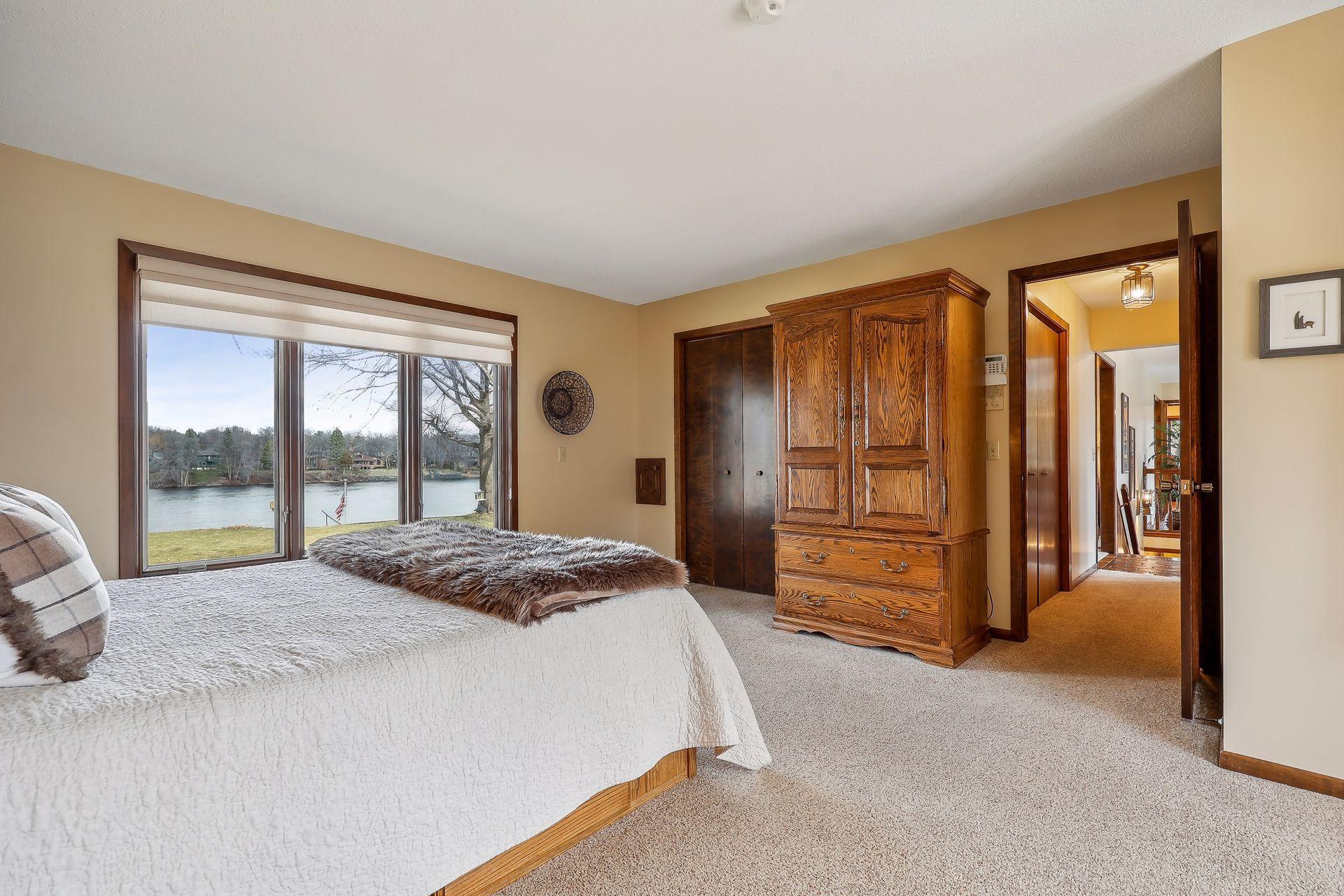 Imagine waking up to this view every day