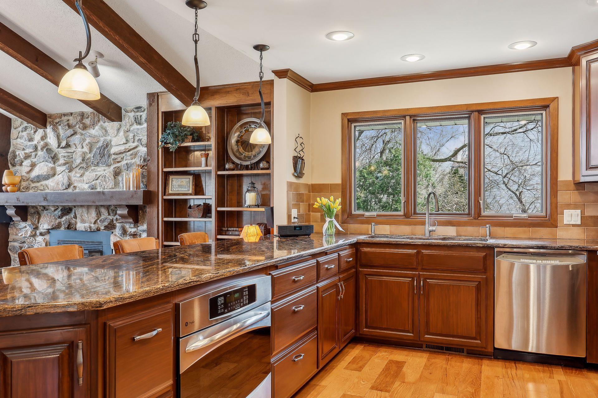 A remodeled and updated kitchen you will love to entertain in. All kitchen and bath cabinets are soft closing.