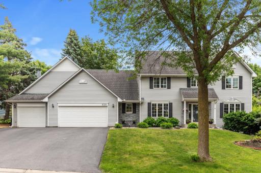 9291 Hillside Trail S, Cottage Grove, MN 55016