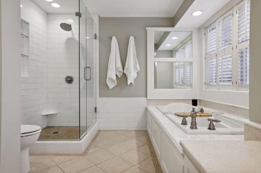 18202 Shavers Lake Drive, Wayzata, MN 55391