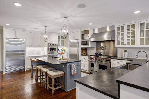 18202 Shavers Lake Drive, Wayzata, MN 55391