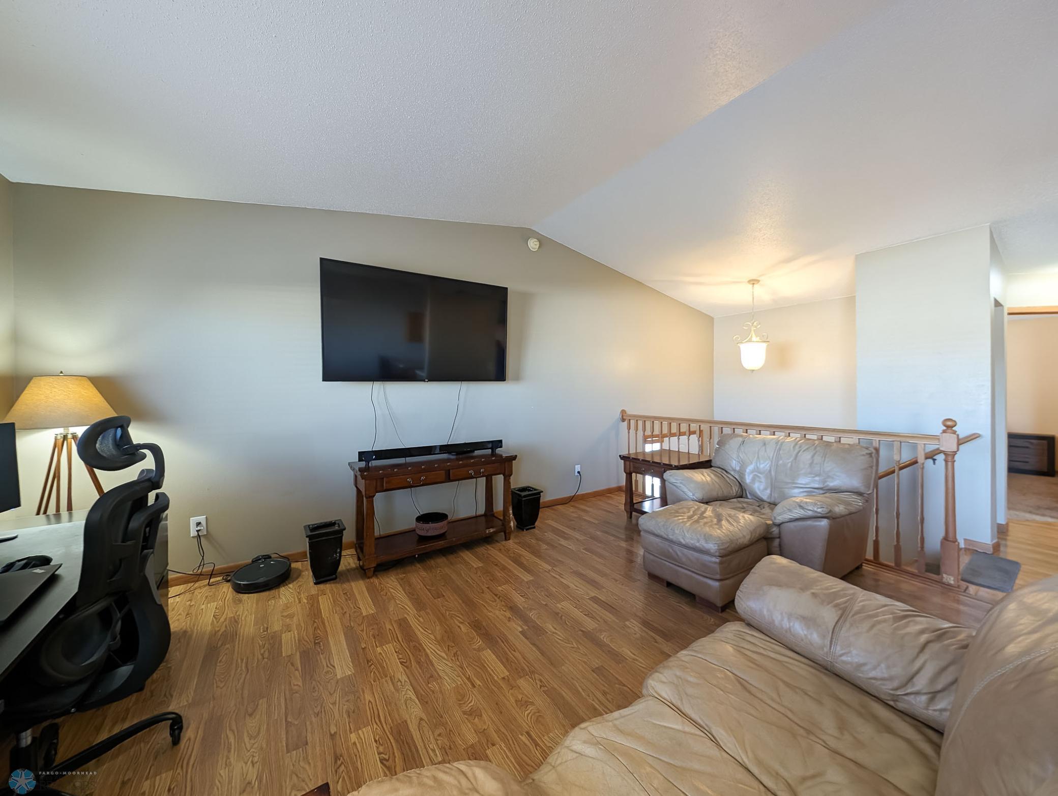 L2P008-135018593.jpg