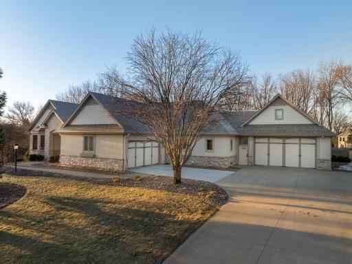 100 River Bluff Place NW, Rochester, MN 55901
