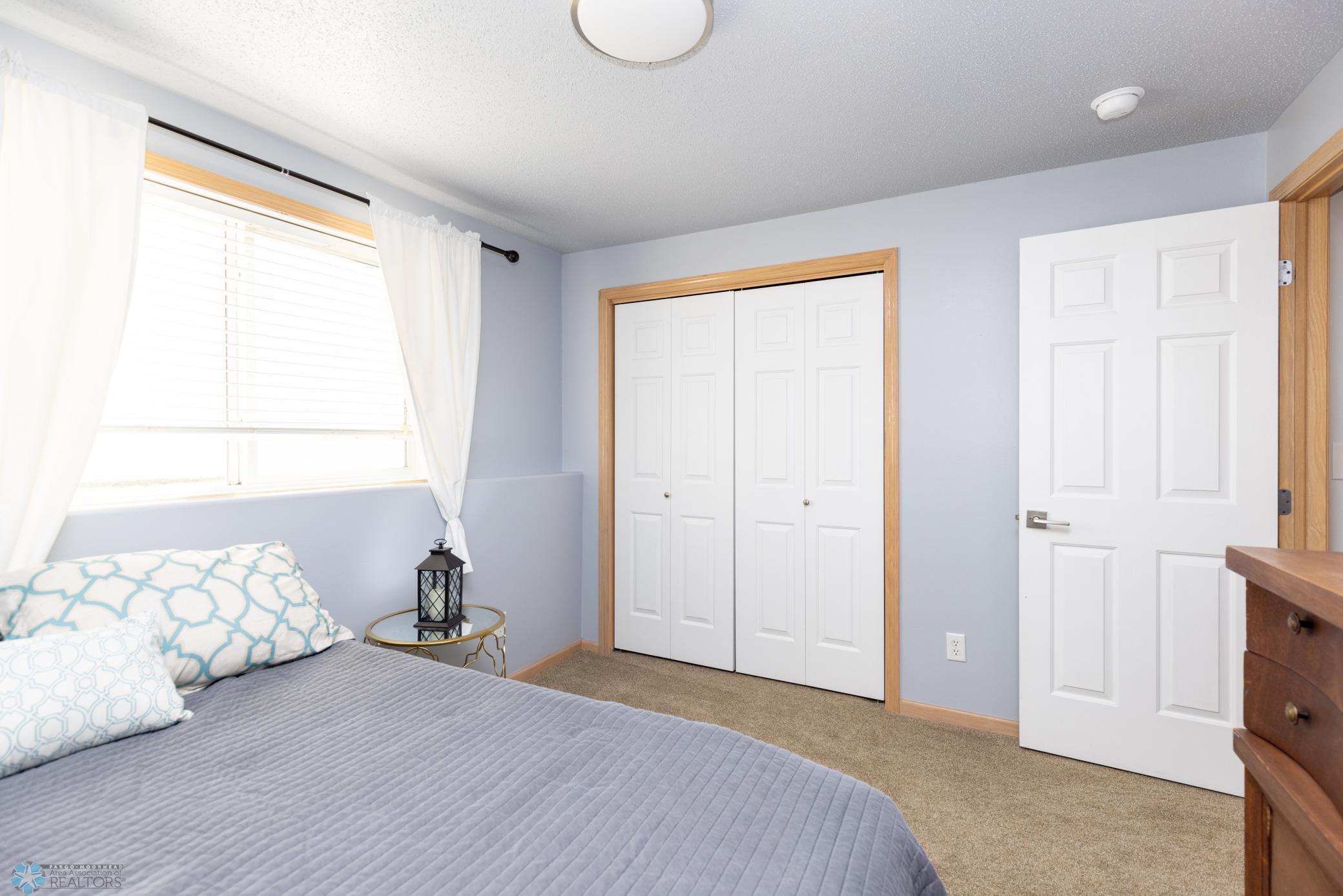 3rd bedroom has new carpet.