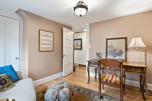 485 Summit Avenue, Saint Paul, MN 55102