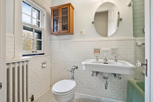 485 Summit Avenue, Saint Paul, MN 55102