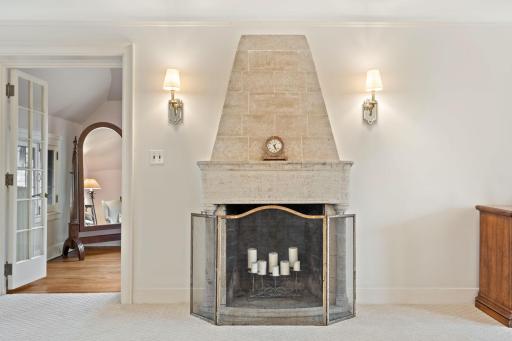 485 Summit Avenue, Saint Paul, MN 55102