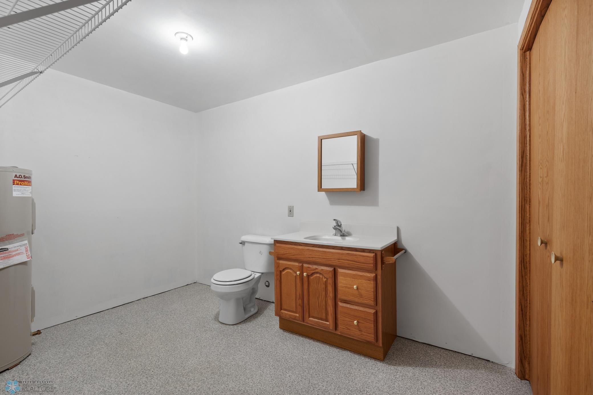 1/2 Bathroom