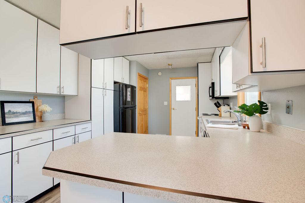 920_11th_Ave_N-17.jpg