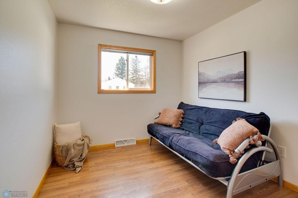 920_11th_Ave_N-6.jpg