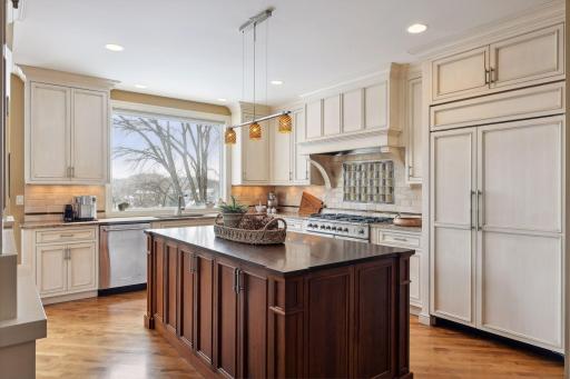 19435 Waterford Place, Excelsior, MN 55331