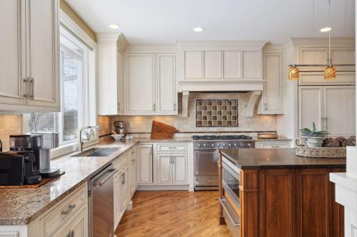 19435 Waterford Place, Excelsior, MN 55331