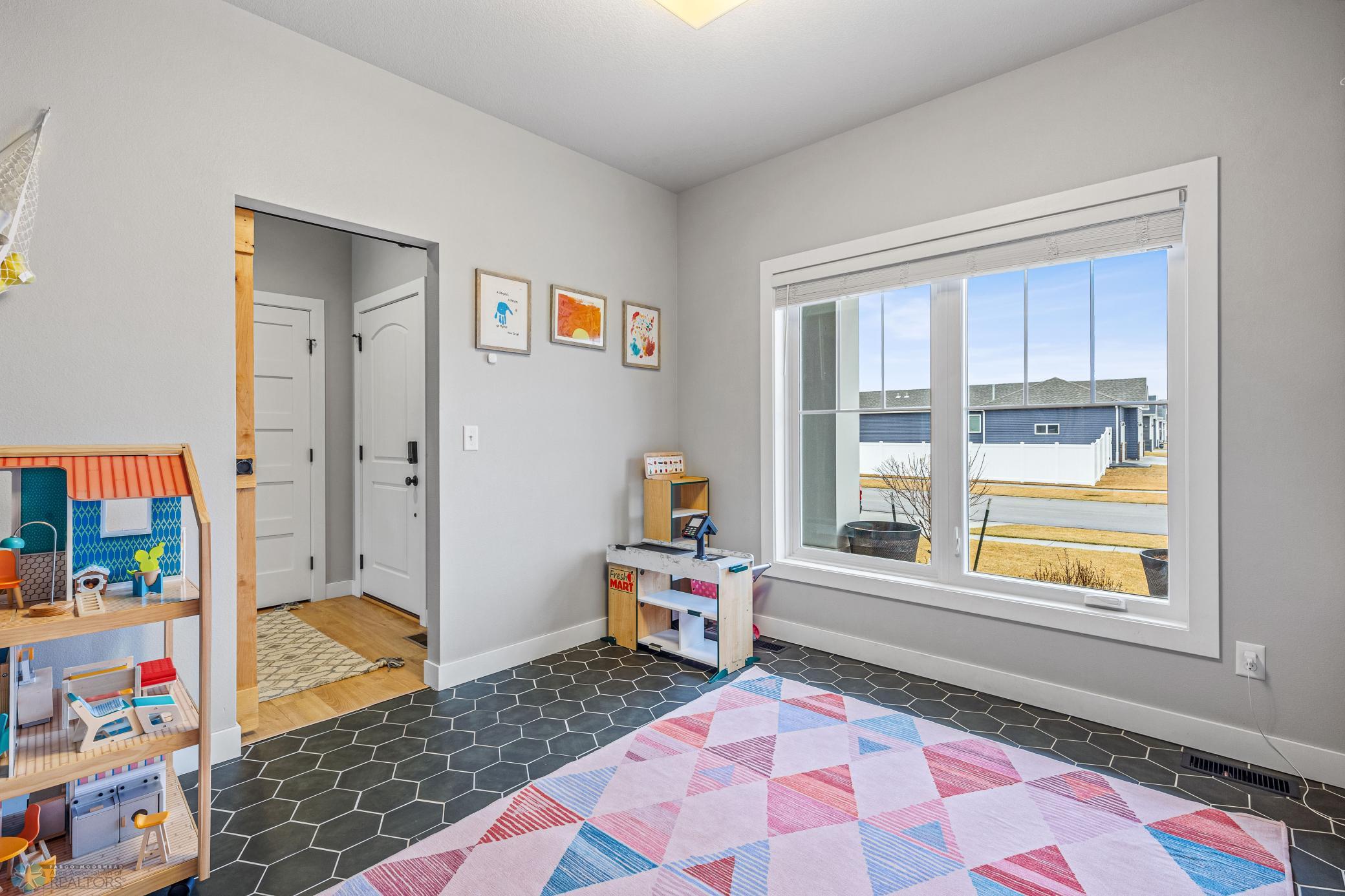 Main Floor Office/Bonus Room
