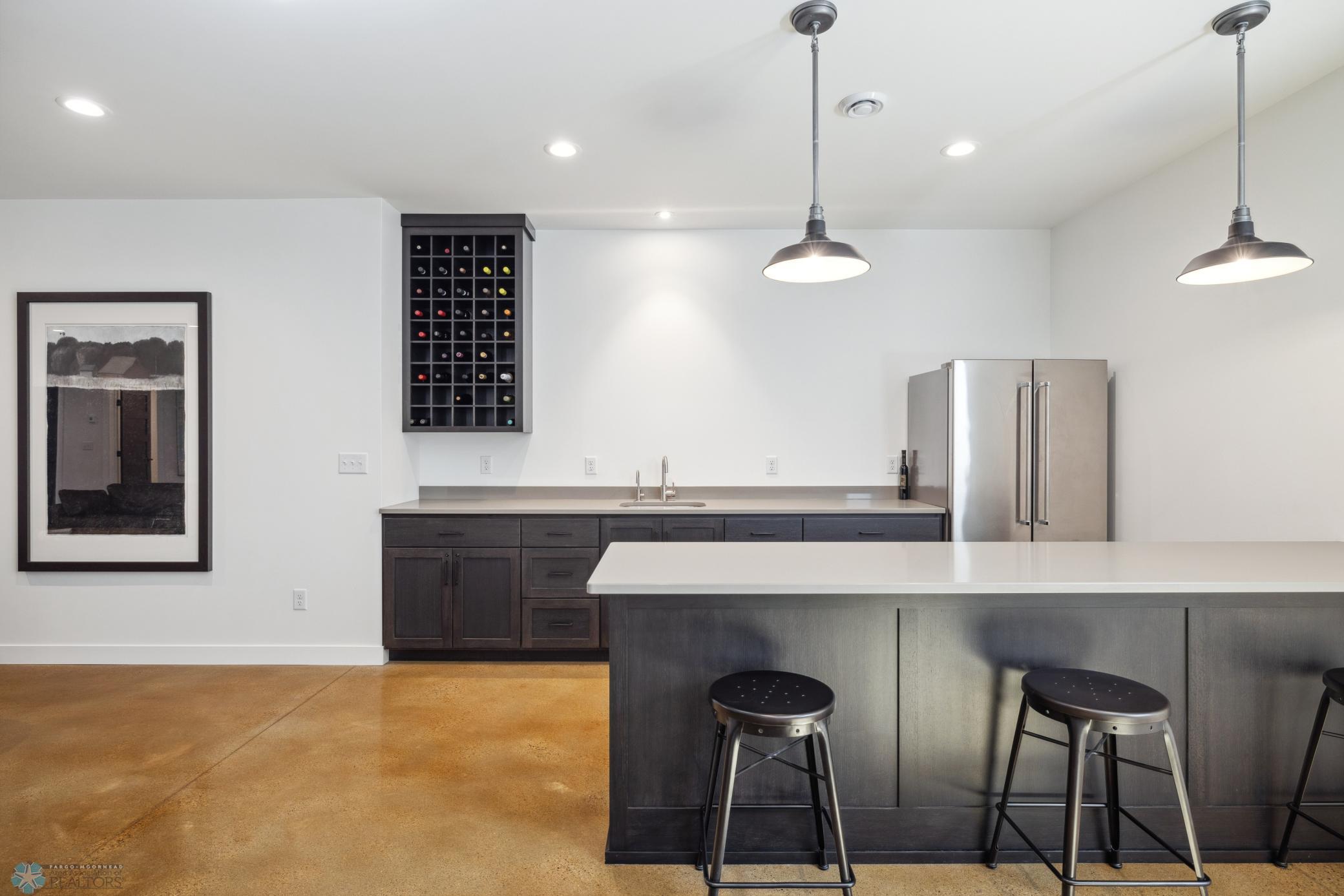 Kitchenette Quartz Counters