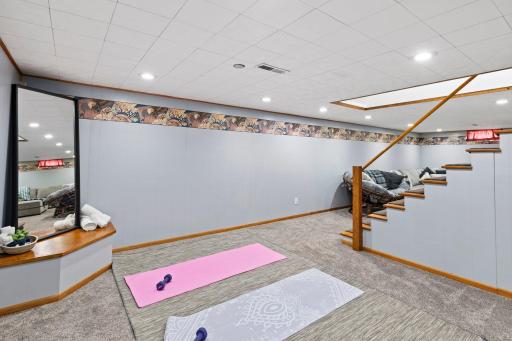 Get Your Zen On In This Flex/Exercise/Office/Entertainment Space!