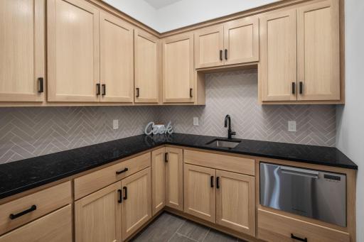 6302 Weston Lane N, Maple Grove, MN 55311