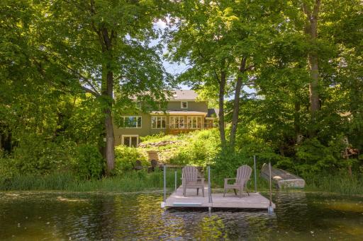 Peaceful lakefront setting on Hadley Lake